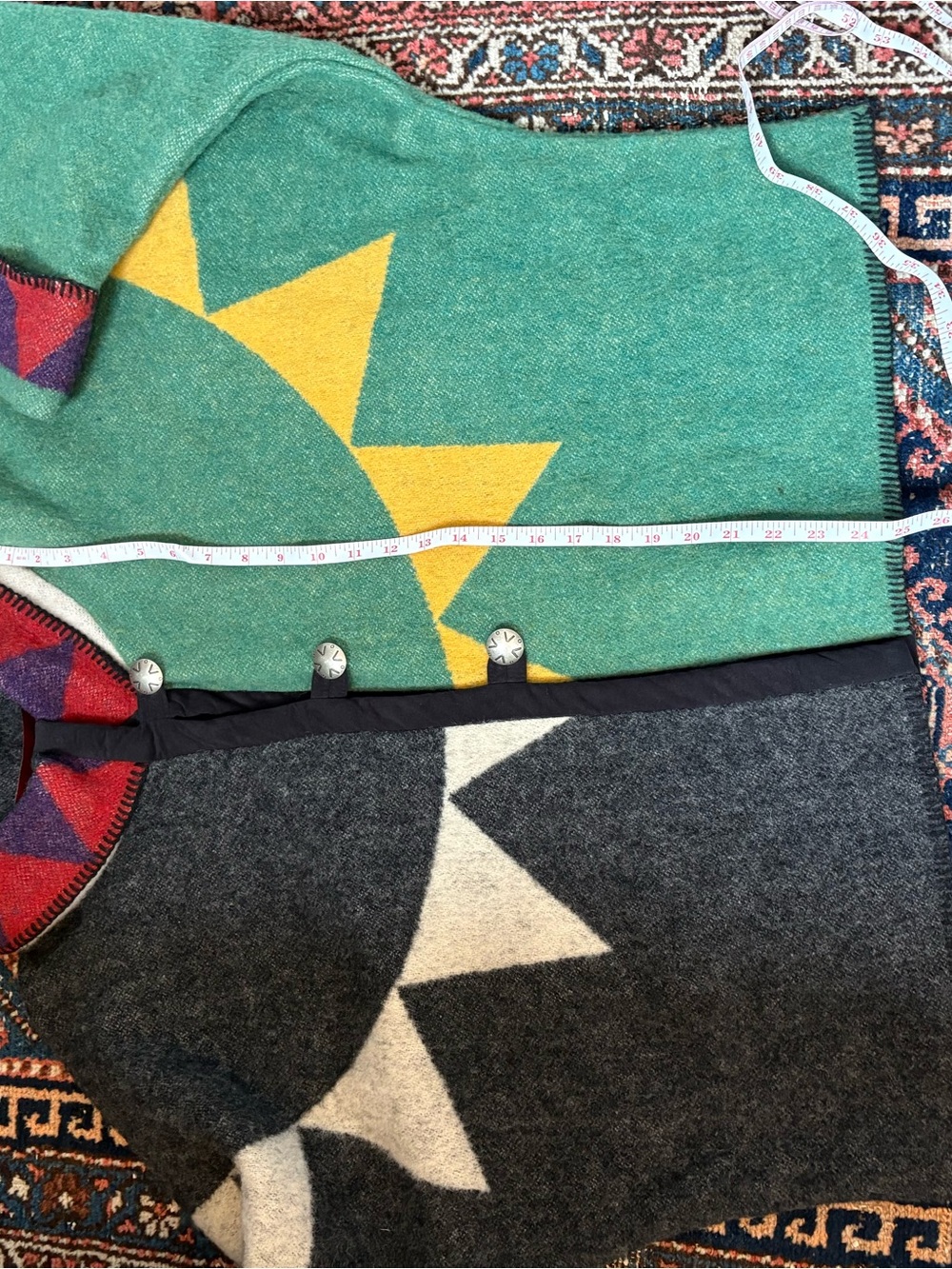 Vintage Aventura Oversized Southwestern Wool Poncho - Picture 8 of 8